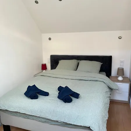 Apartment Charming Furnished House At Sur Loing